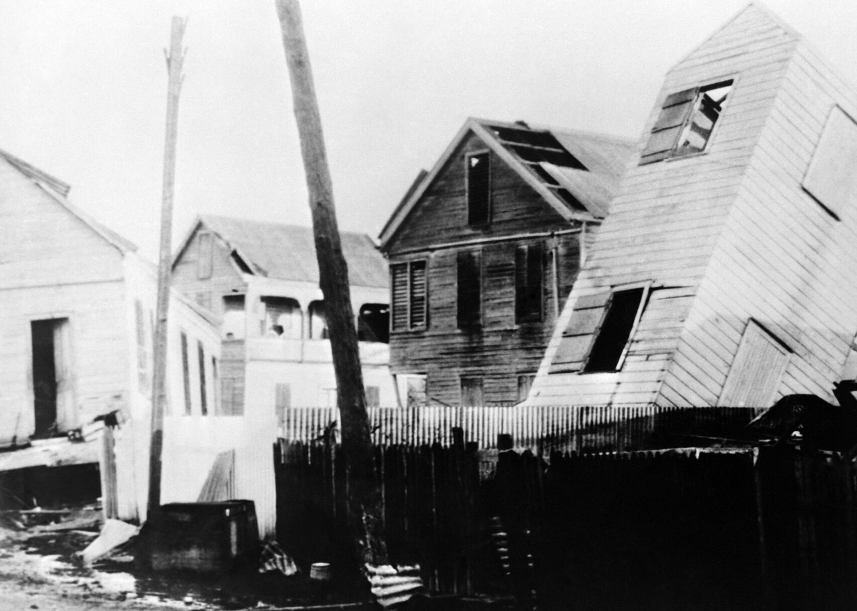 1932: Category 4 Hurricane strikes Cuba